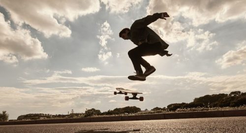 How to Remove Bearings from Skateboard Wheels