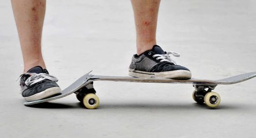skateboard deck weight