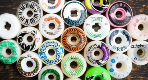 How do I choose skateboard wheels