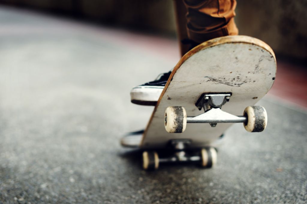 How to prevent wheel bite on skateboard