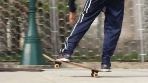 Nose manual skateboard trick step by step