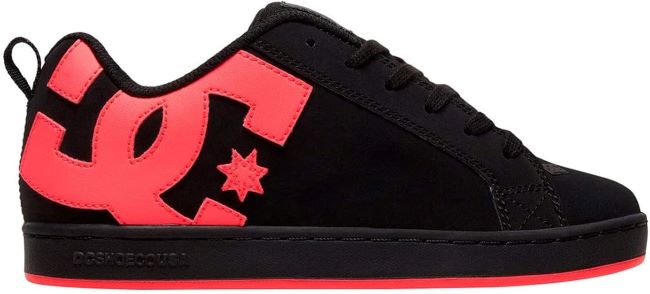 DC Court Graffik women’s skate shoe design with durable sole and classic look