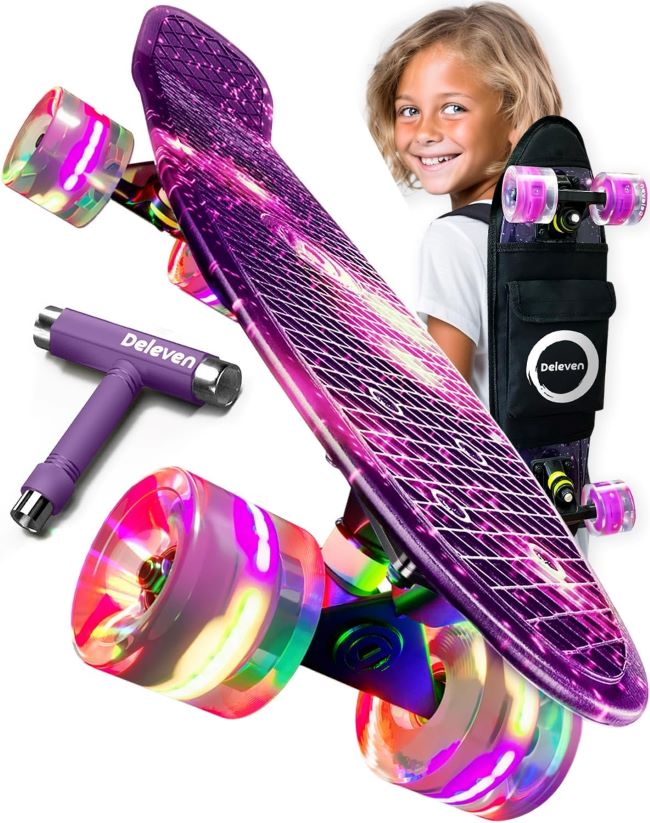 Deleven 22 inch mini skateboard cruiser with ABEC 7 bearings for kids and beginners