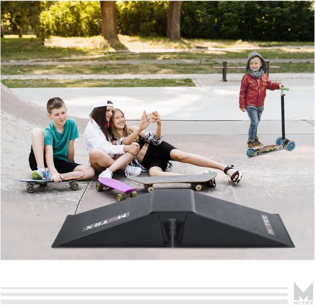 Durable outdoor M8TRX 2+1 skate and bike training ramp set for kids with slip-resistant surface and easy assembly design.