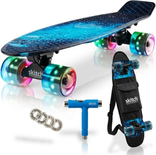 SKITCH Skateboard Set with included backpack